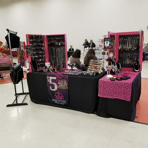 🛍SALE 10 pieces for $20💕 - Picture 2 of 2